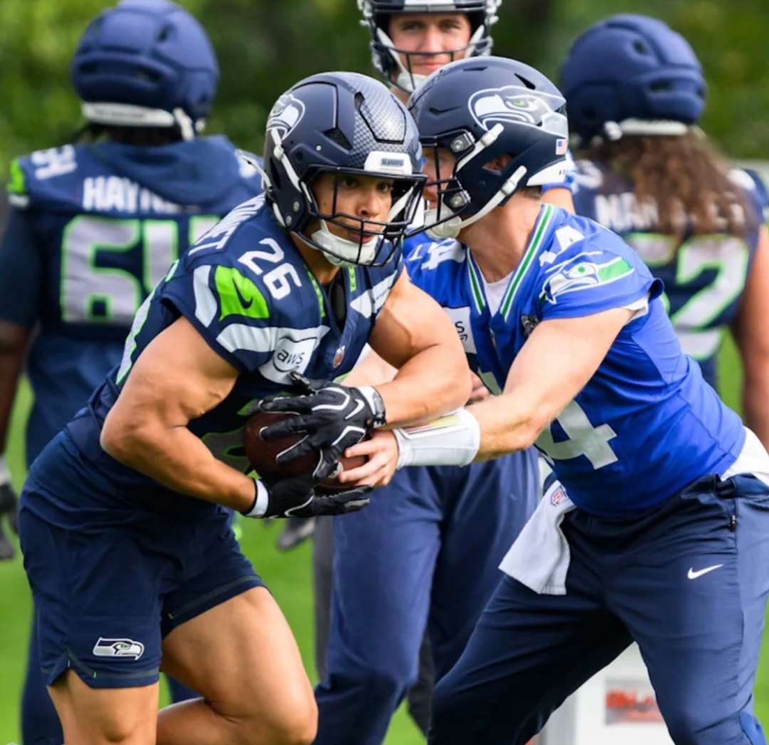 Seahawks activate Zach Charbonnet