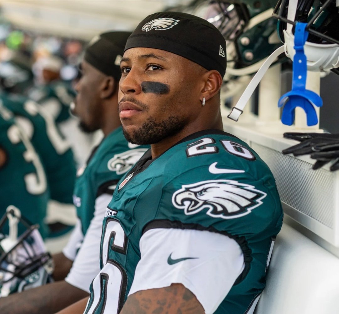 Barkley out indefinitely, Eagles down to Shipley at RB