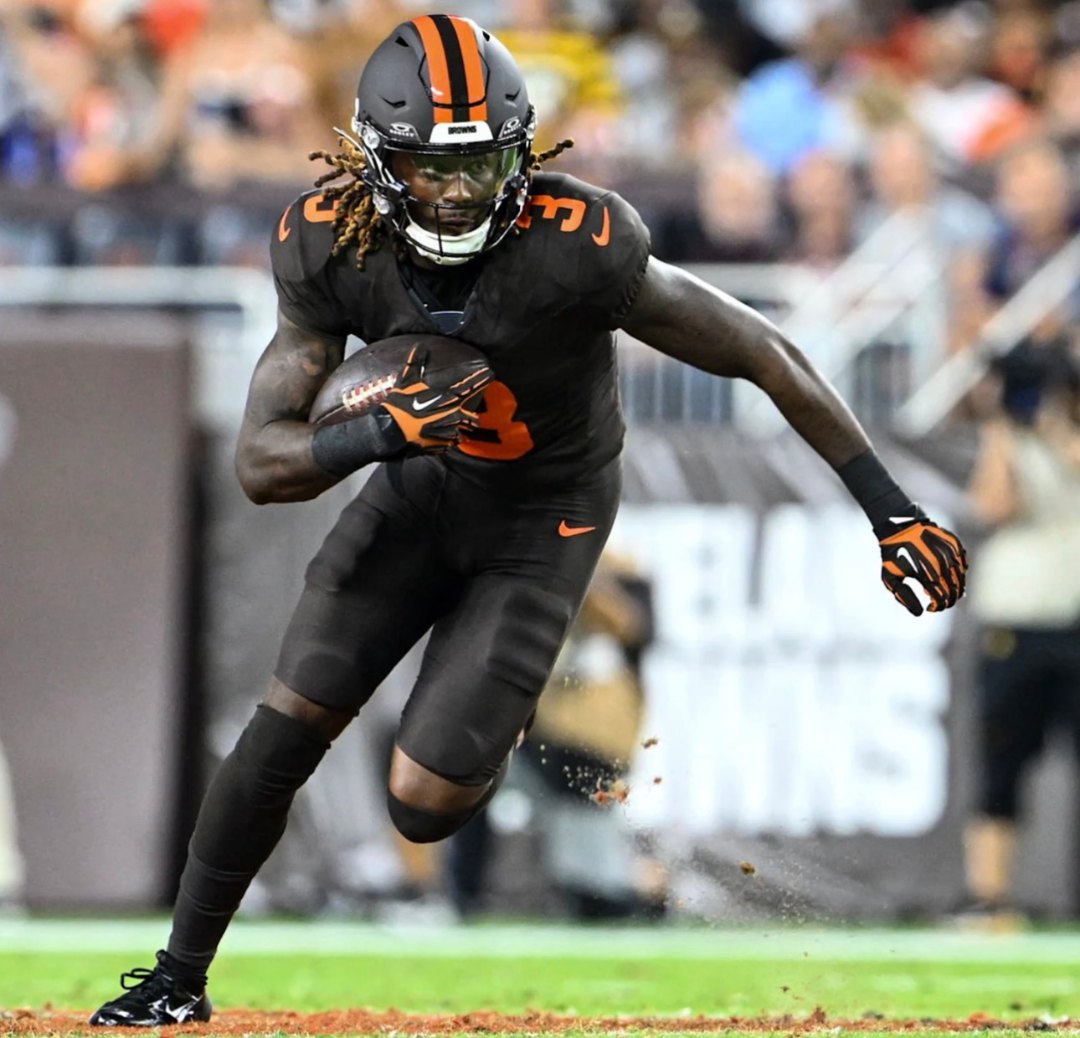 Chiefs, Raiders, and Colts among teams that could trade for WR