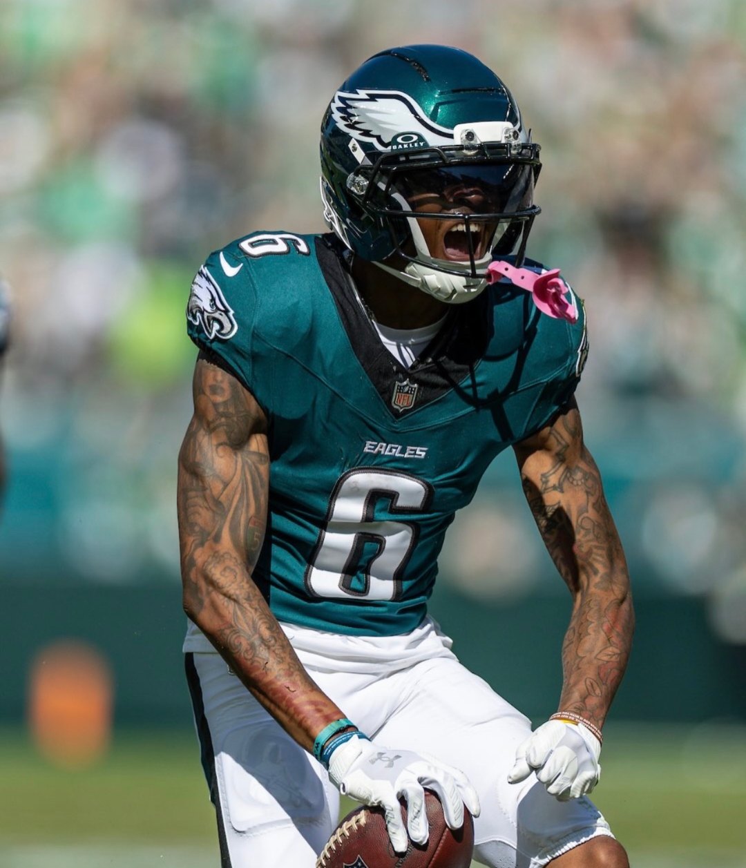 Eagles hopeful WR Smith, RB Barkley can return in Week 6