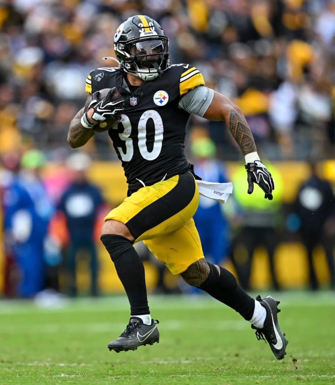 Steelers to keep feeding Jaylen Warren