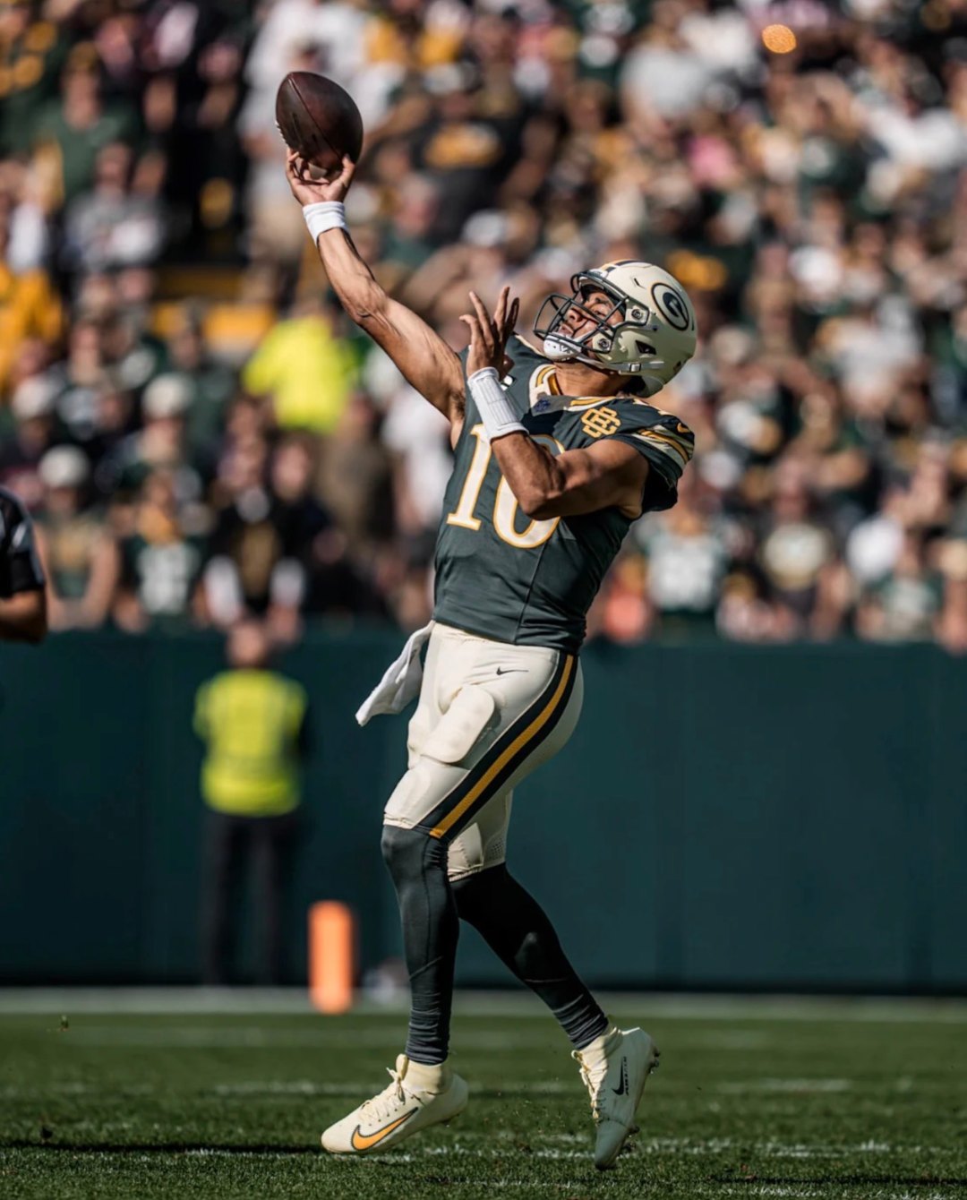 Packers’ passing game among most explosive in football